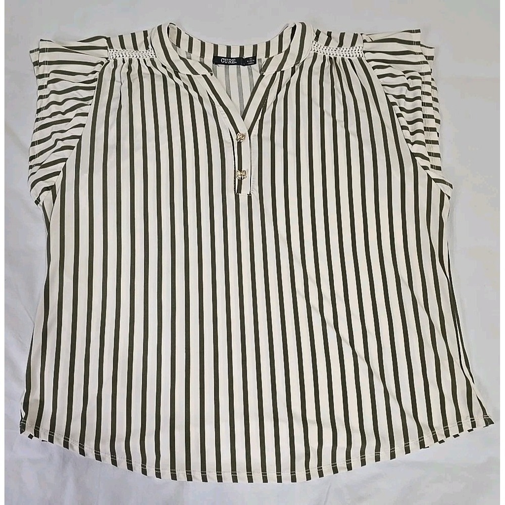 Cure Women's 1XL Cream/Olive Green Blouse